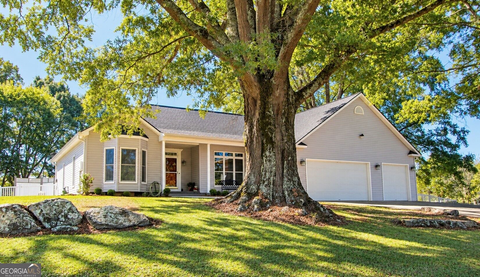 19 Oakfield Dr SE