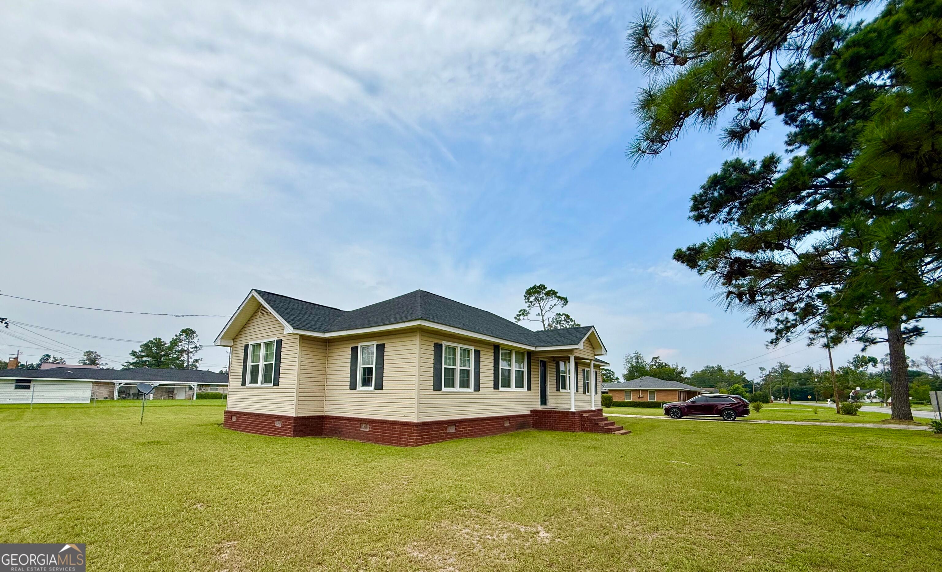 58 Burketts Ferry RD