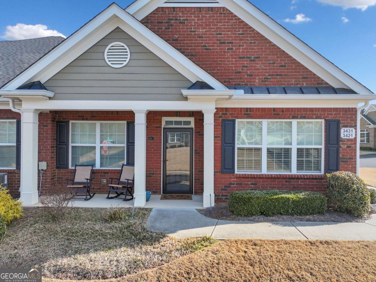 3421 Lindenridge DR