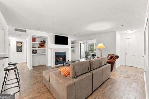 Photo of 4604 Vinings Central Run SE #131, Atlanta, GA 30339 (MLS # 10869510)