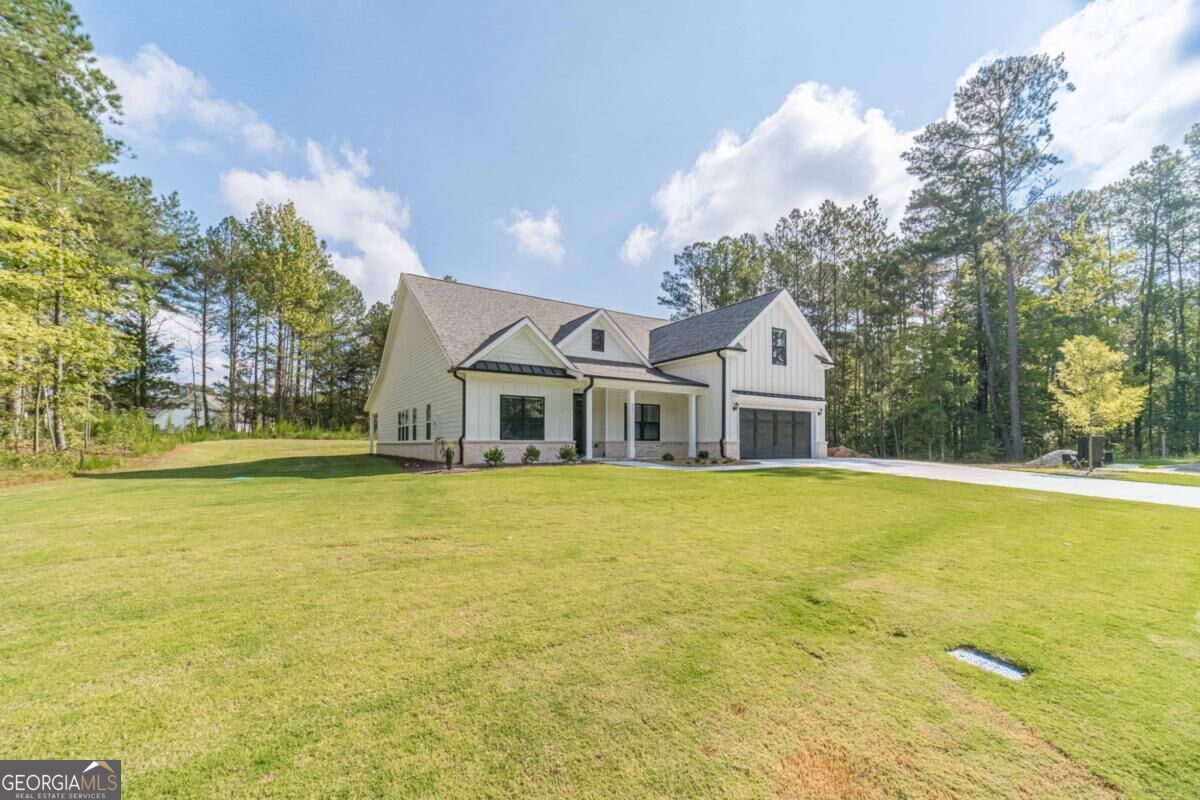 857 Bessie CT