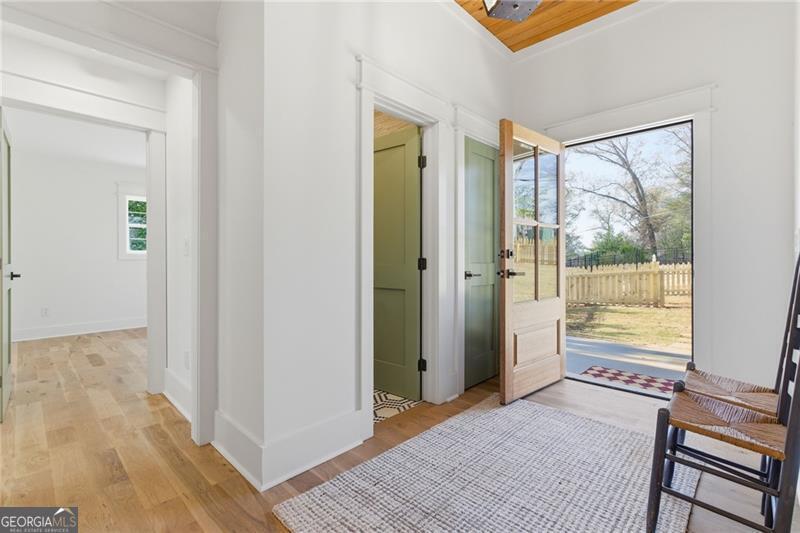 542 Sugar Hill DR NW