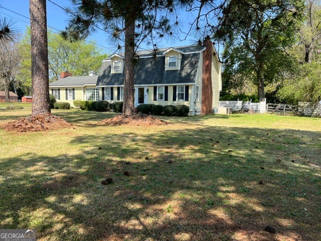 Photo of 313 Main Street E, Marshallville, GA 31057 (MLS # 10758830)