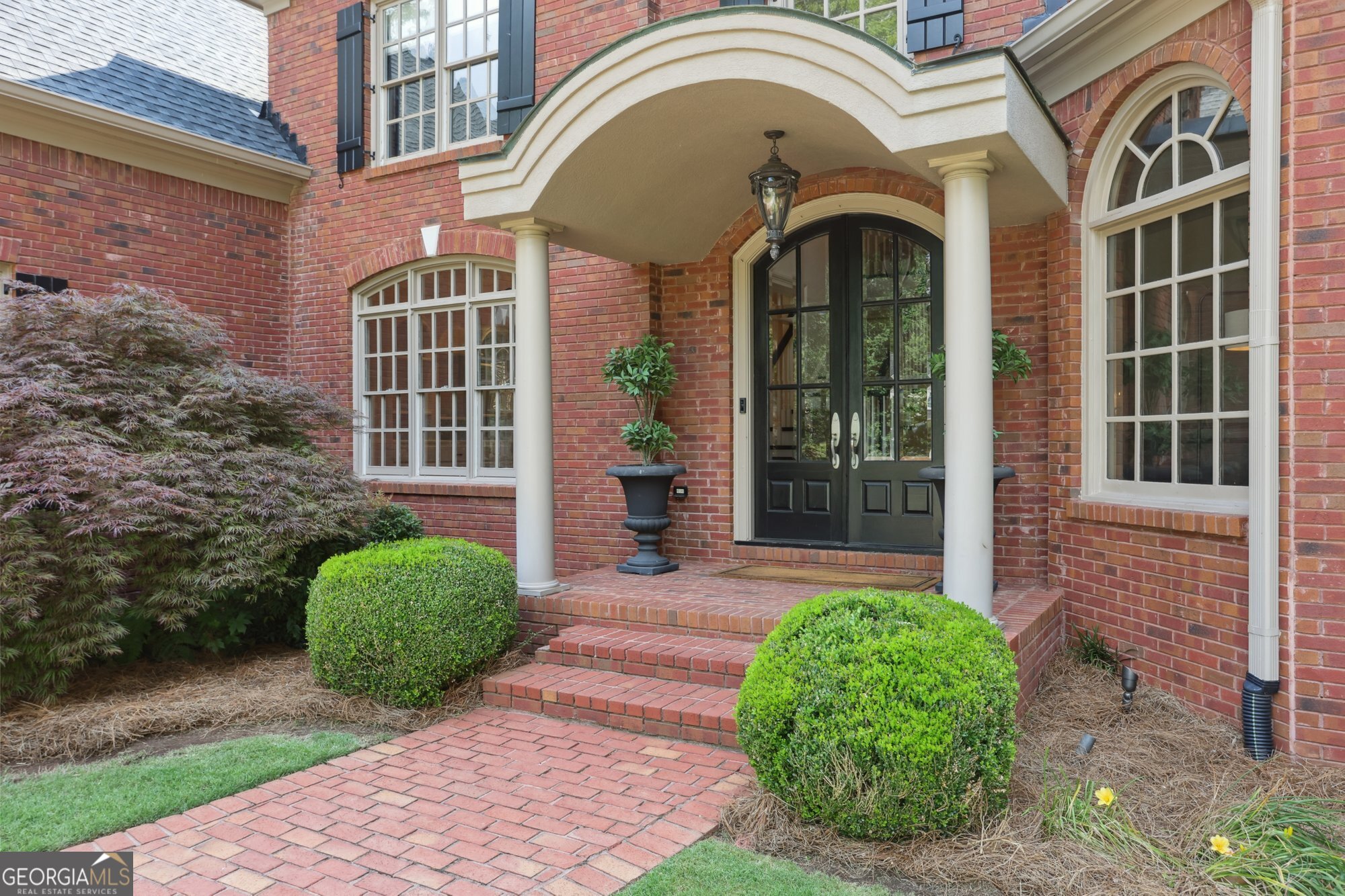 63 Lewellen DR
