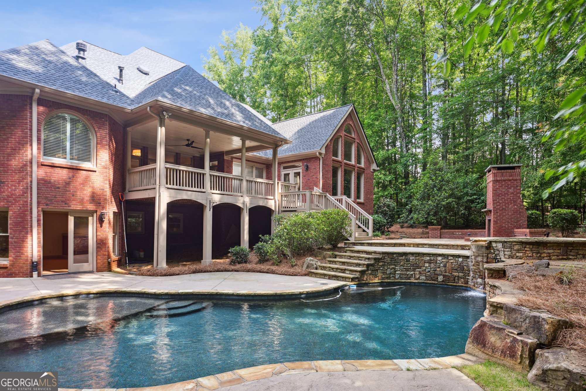 63 Lewellen DR