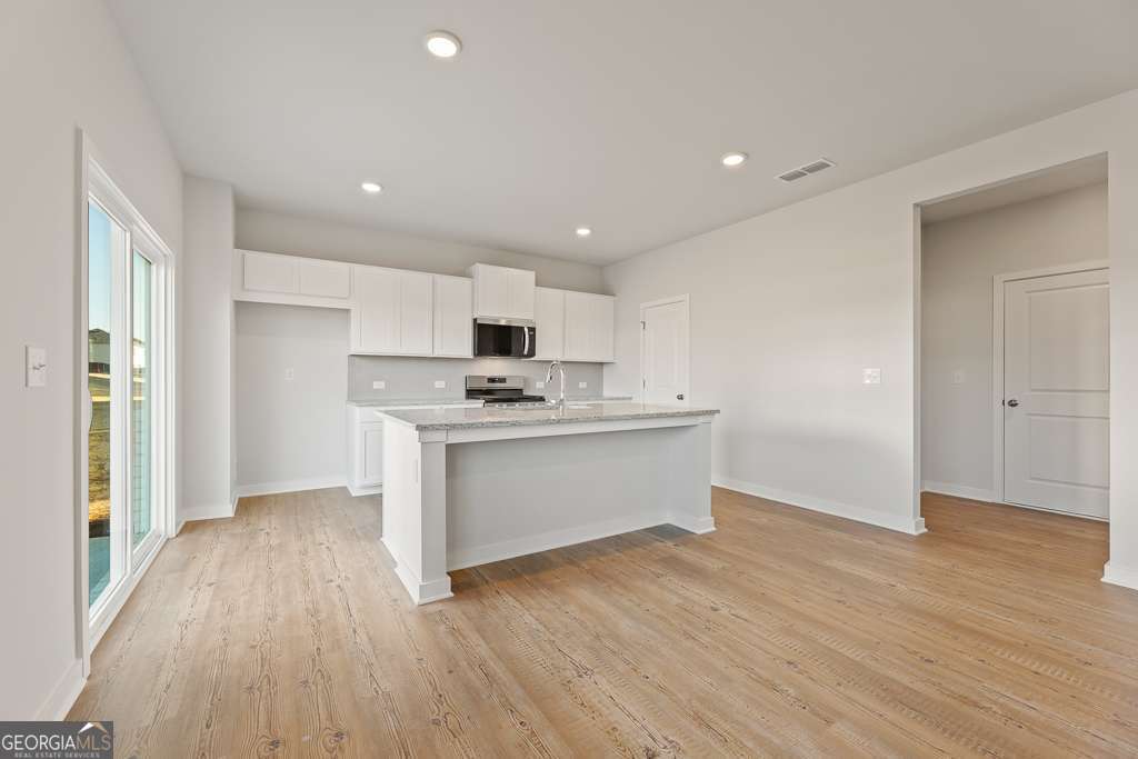 Dove Lake - Residential