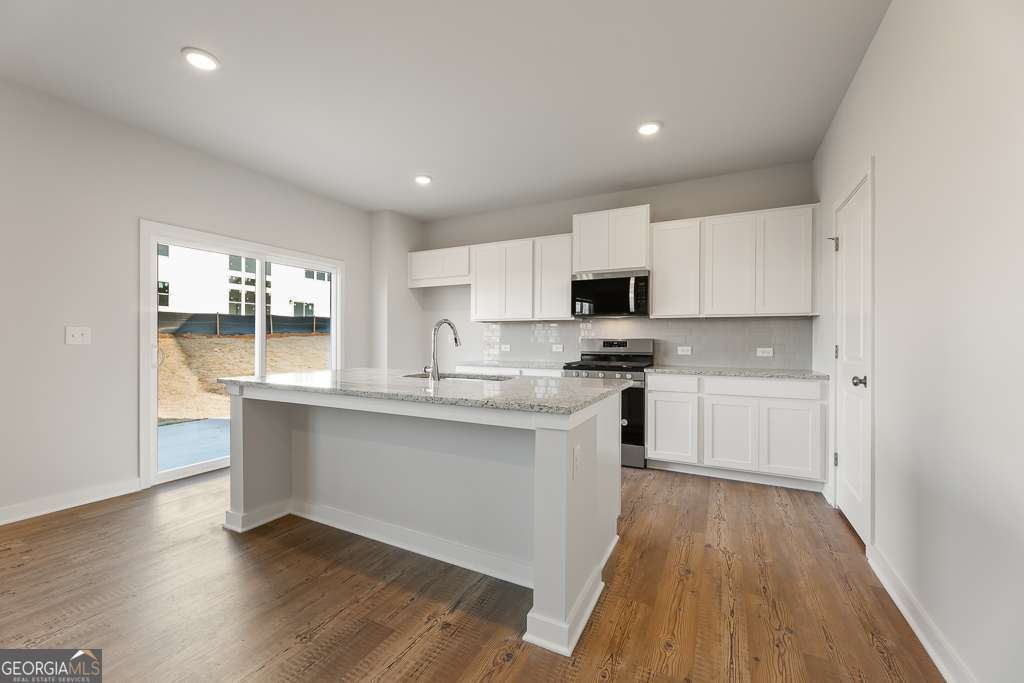 Dove Lake - Residential