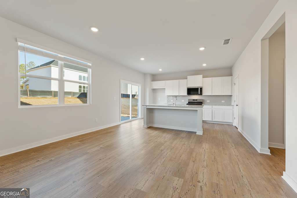 Dove Lake - Residential