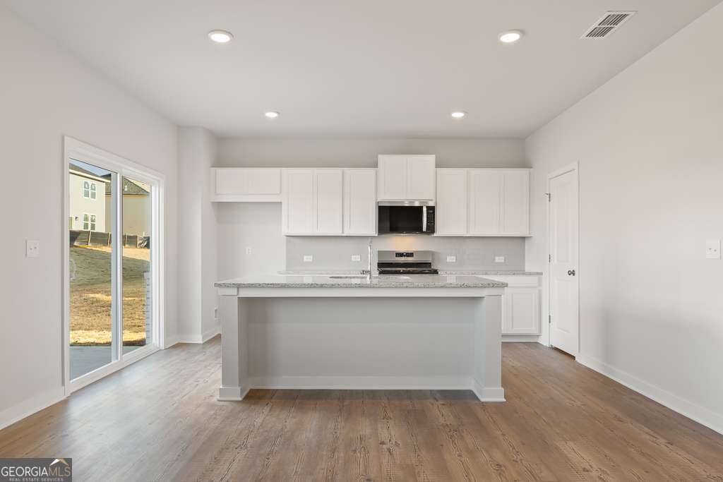 Dove Lake - Residential
