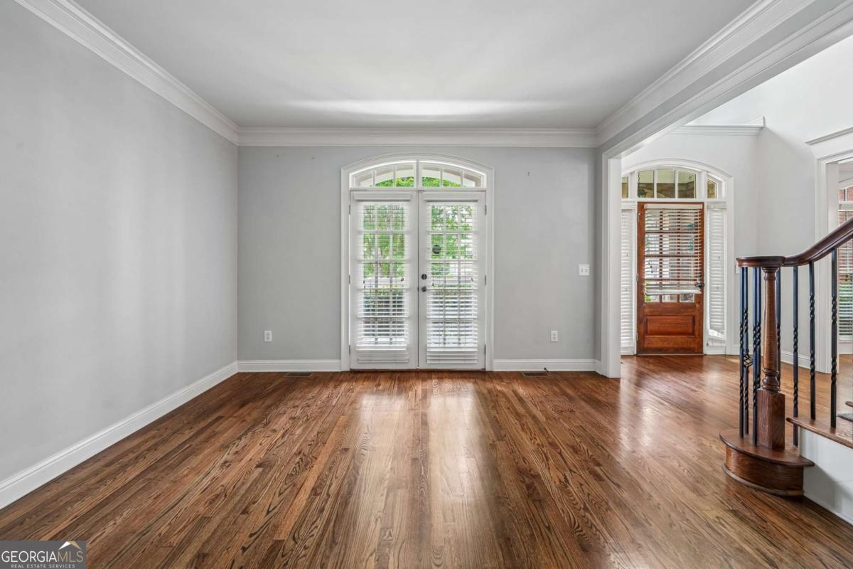 2159 Belmont TRCE