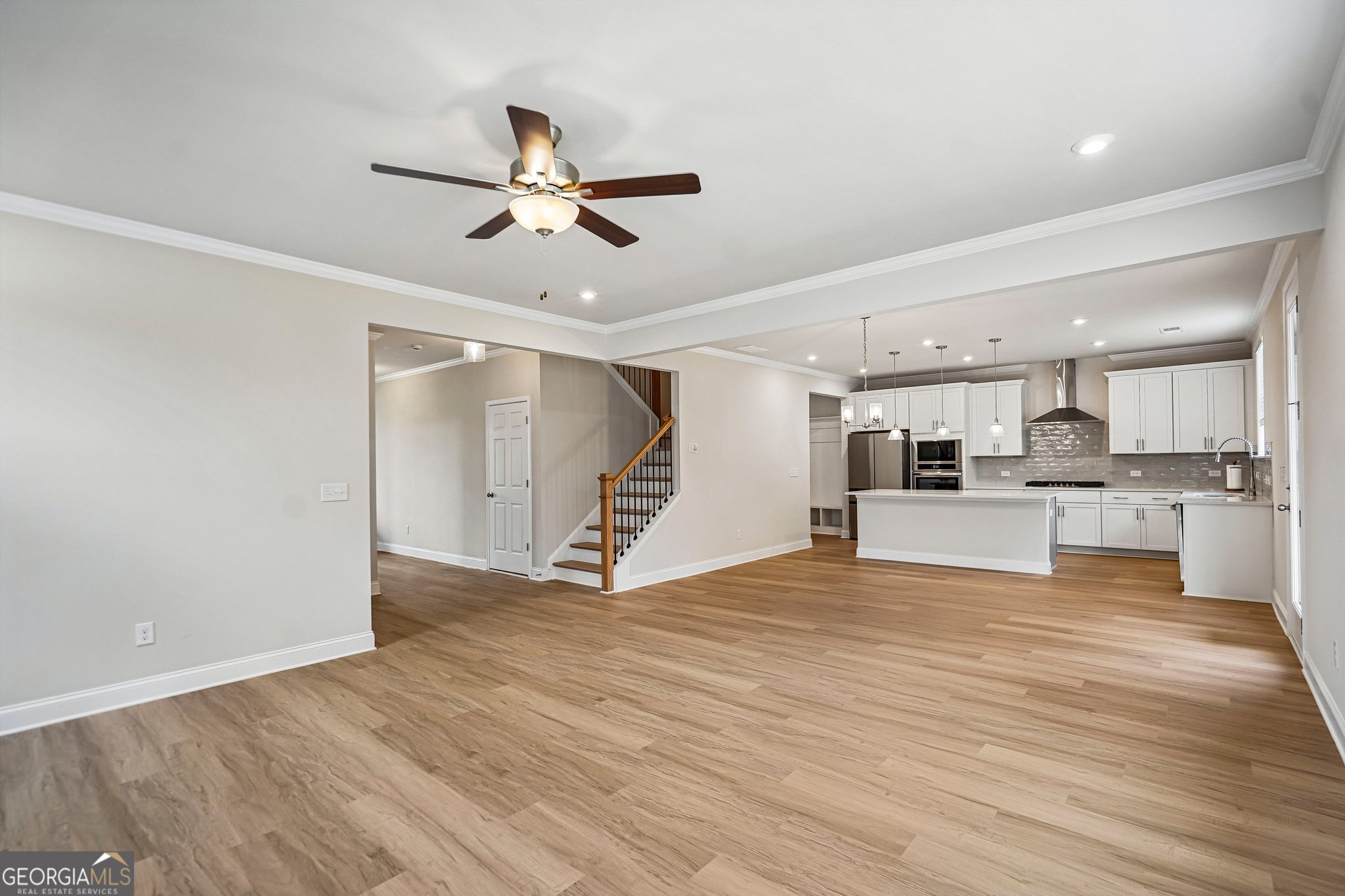 654 Grand Wehunt DR