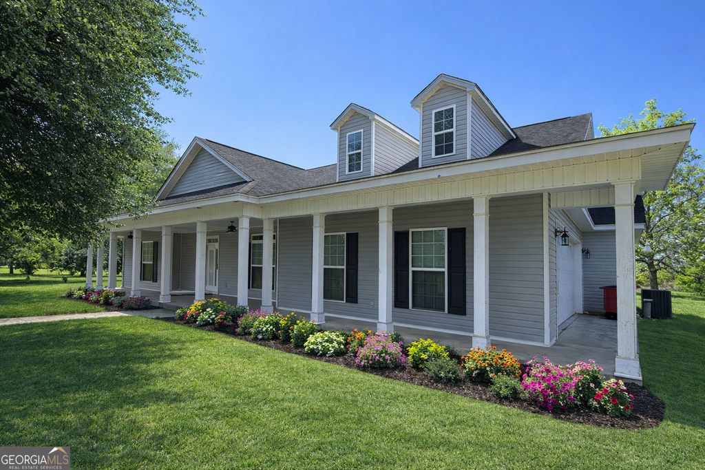 Photo of 2135 Richardson Drive, Macon, GA 31216 (MLS # 10730029)