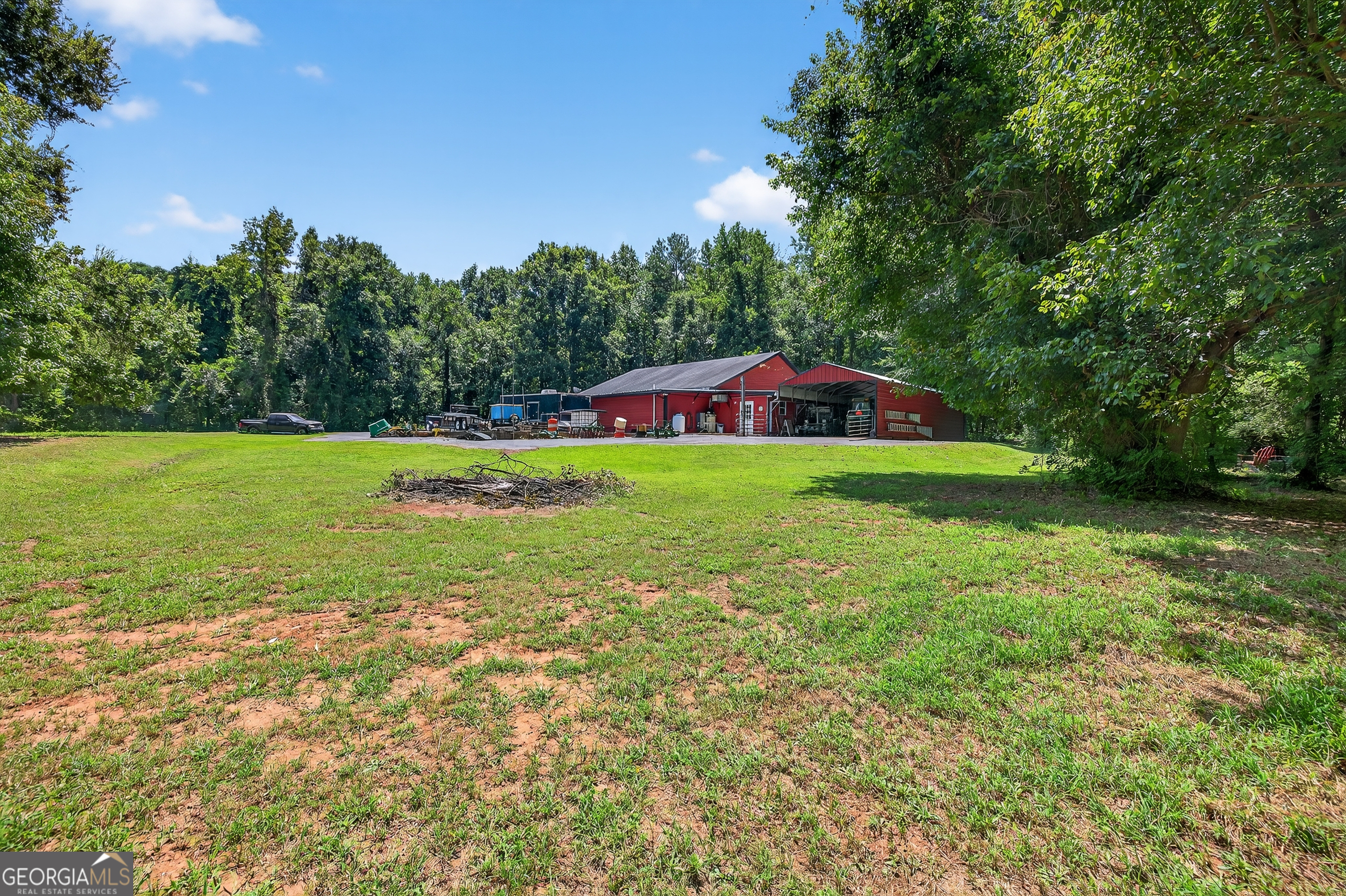 1050 Cedar Grove DR