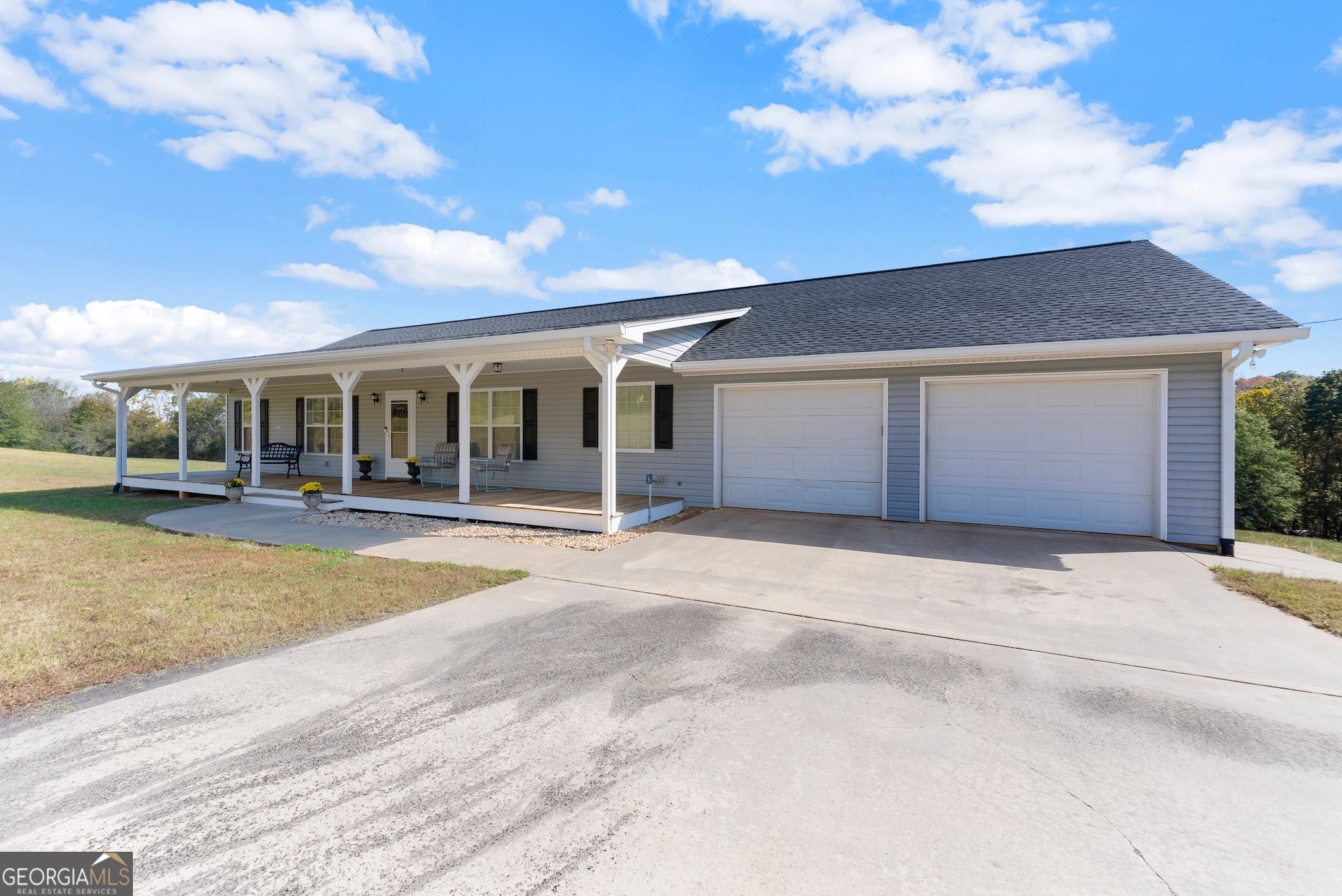 7240 Anderson Lake RD