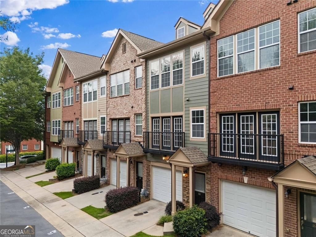 3743 Ashford Creek AVE NE