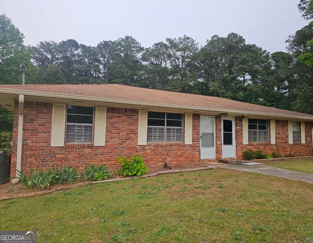 Photo of 6510 Lower Dixie Lake Road, Union City, GA 30291 (MLS # 10755913)