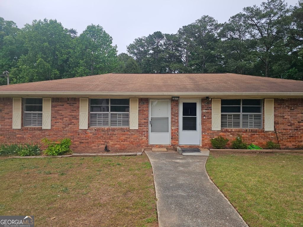 Photo of 6510 Lower Dixie Lake Road, Union City, GA 30291 (MLS # 10755913)
