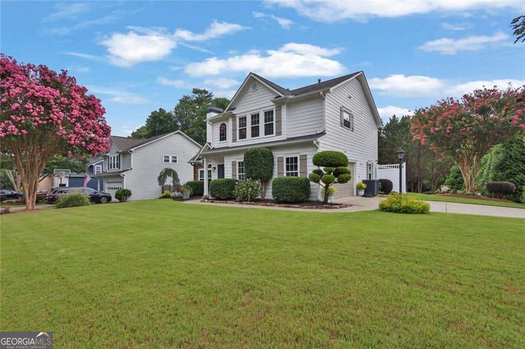 Photo of 950 Brushy Creek Court, Suwanee, GA 30024 (MLS # 10815210)