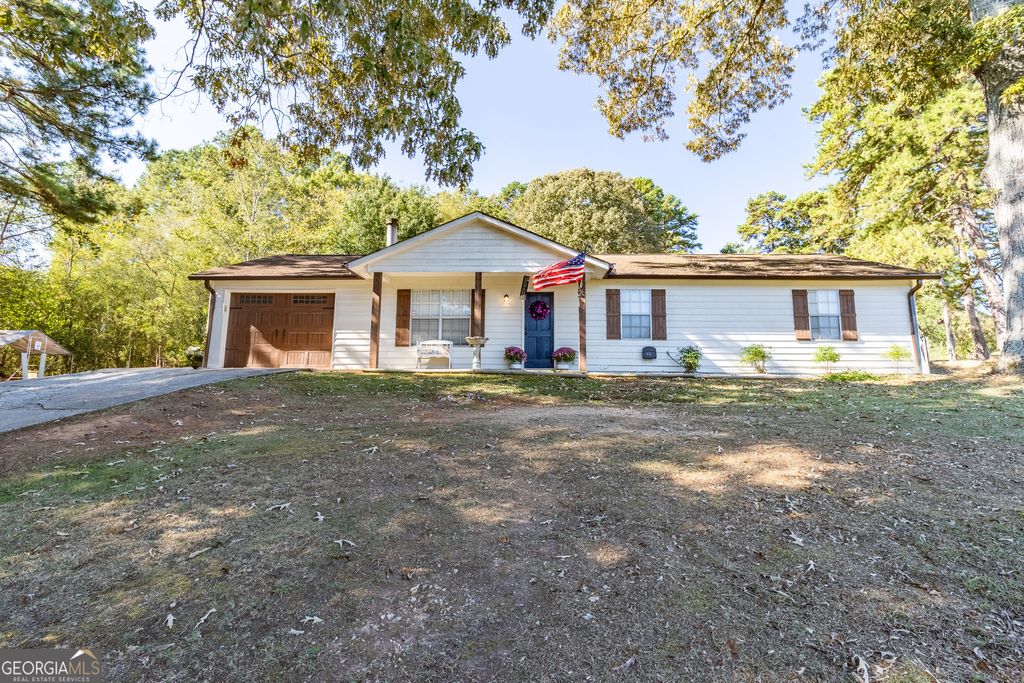Photo of 14 Crossridge Drive SE, Silver Creek, GA 30173 (MLS # 10624400)