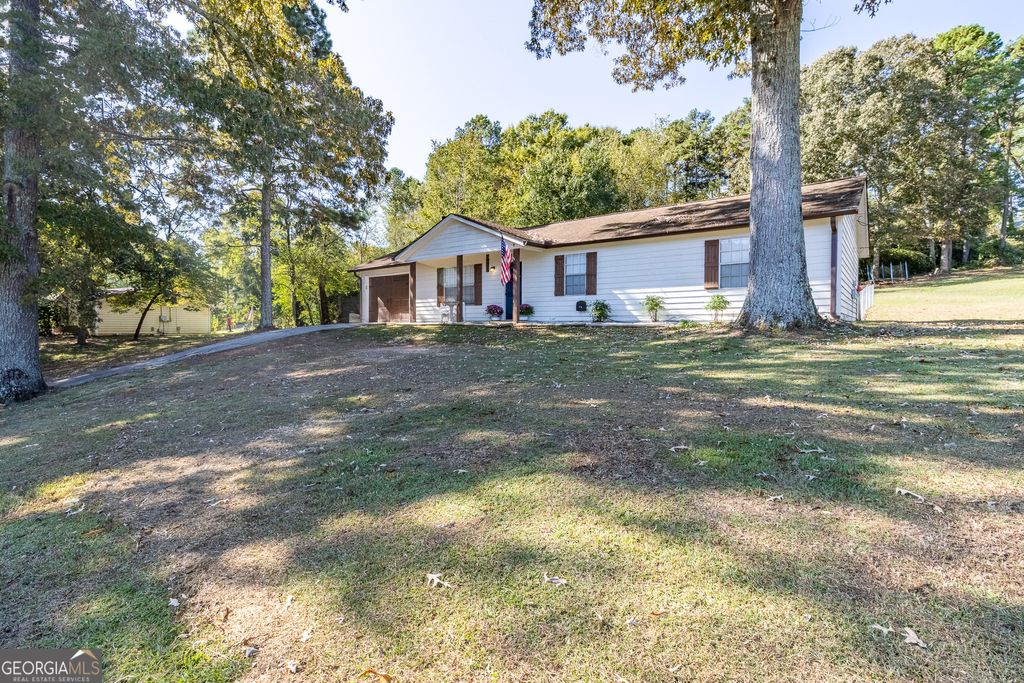 Photo of 14 Crossridge Drive SE, Silver Creek, GA 30173 (MLS # 10624400)