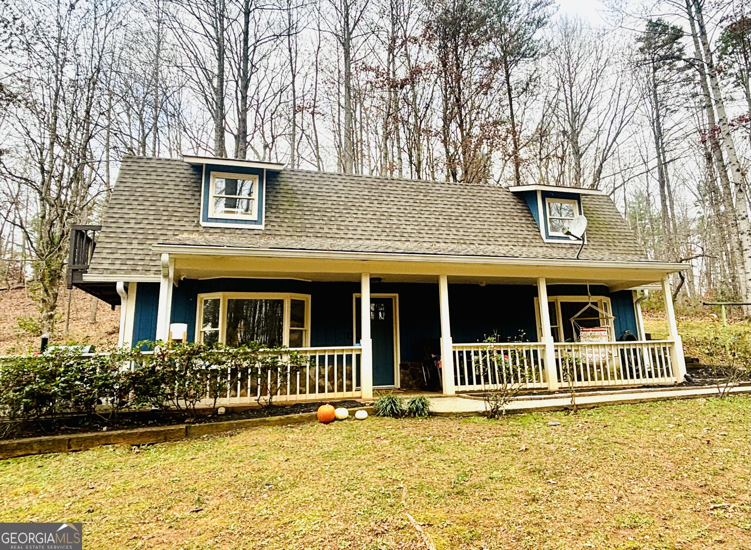 1048 Echota RD
