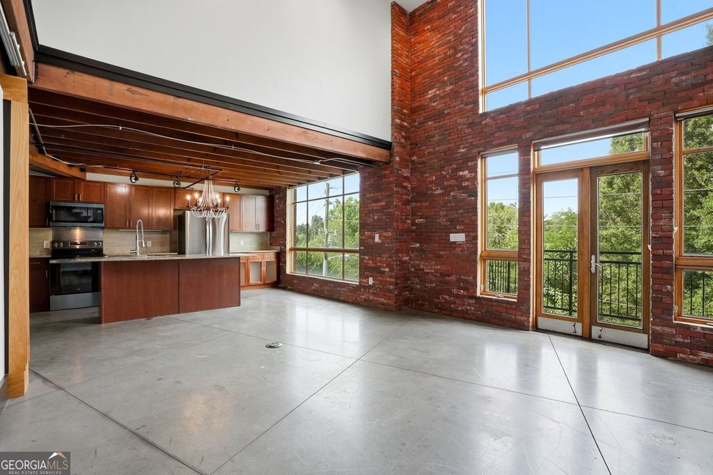 Photo of 319 ATLANTA Street SE #301, MARIETTA, GA 30060 (MLS # 10804100)
