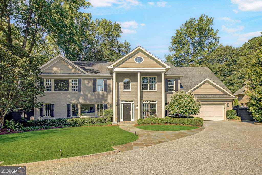 4174 Powers Ferry RD NW