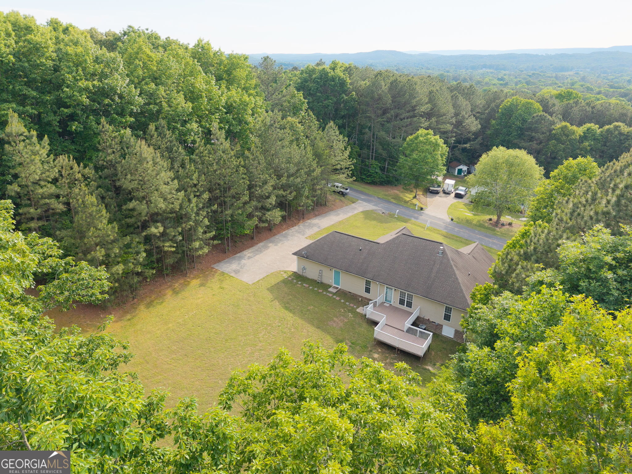 211 Sara Jane LN