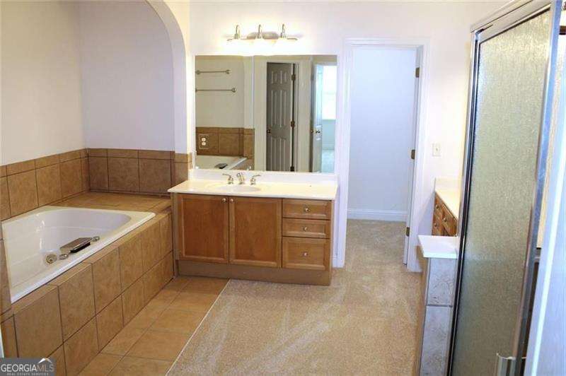 Smyrna, Georgia 30082, United States, 3 Bedrooms Bedrooms, ,4 BathroomsBathrooms,Residential,Active,241208