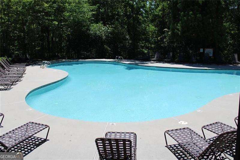 Smyrna, Georgia 30082, United States, 3 Bedrooms Bedrooms, ,4 BathroomsBathrooms,Residential,Active,241208