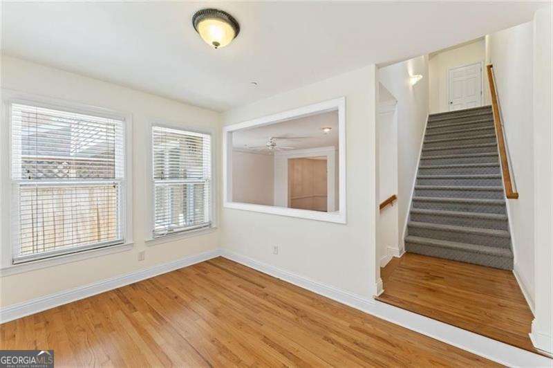 Smyrna, Georgia 30082, United States, 3 Bedrooms Bedrooms, ,4 BathroomsBathrooms,Residential,Active,241208