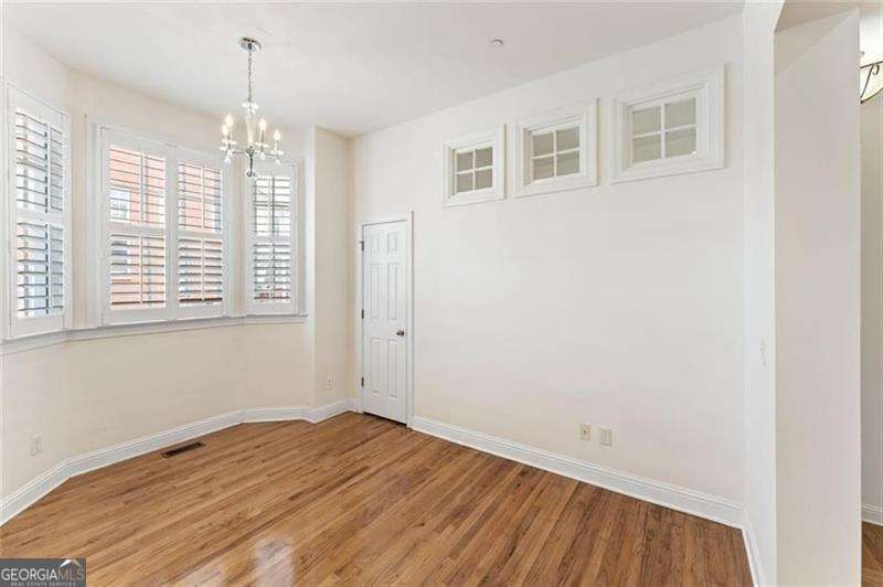 Smyrna, Georgia 30082, United States, 3 Bedrooms Bedrooms, ,4 BathroomsBathrooms,Residential,Active,241208