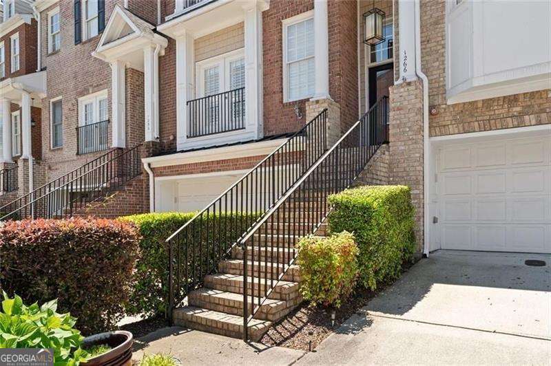 Smyrna, Georgia 30082, United States, 3 Bedrooms Bedrooms, ,4 BathroomsBathrooms,Residential,Active,241208