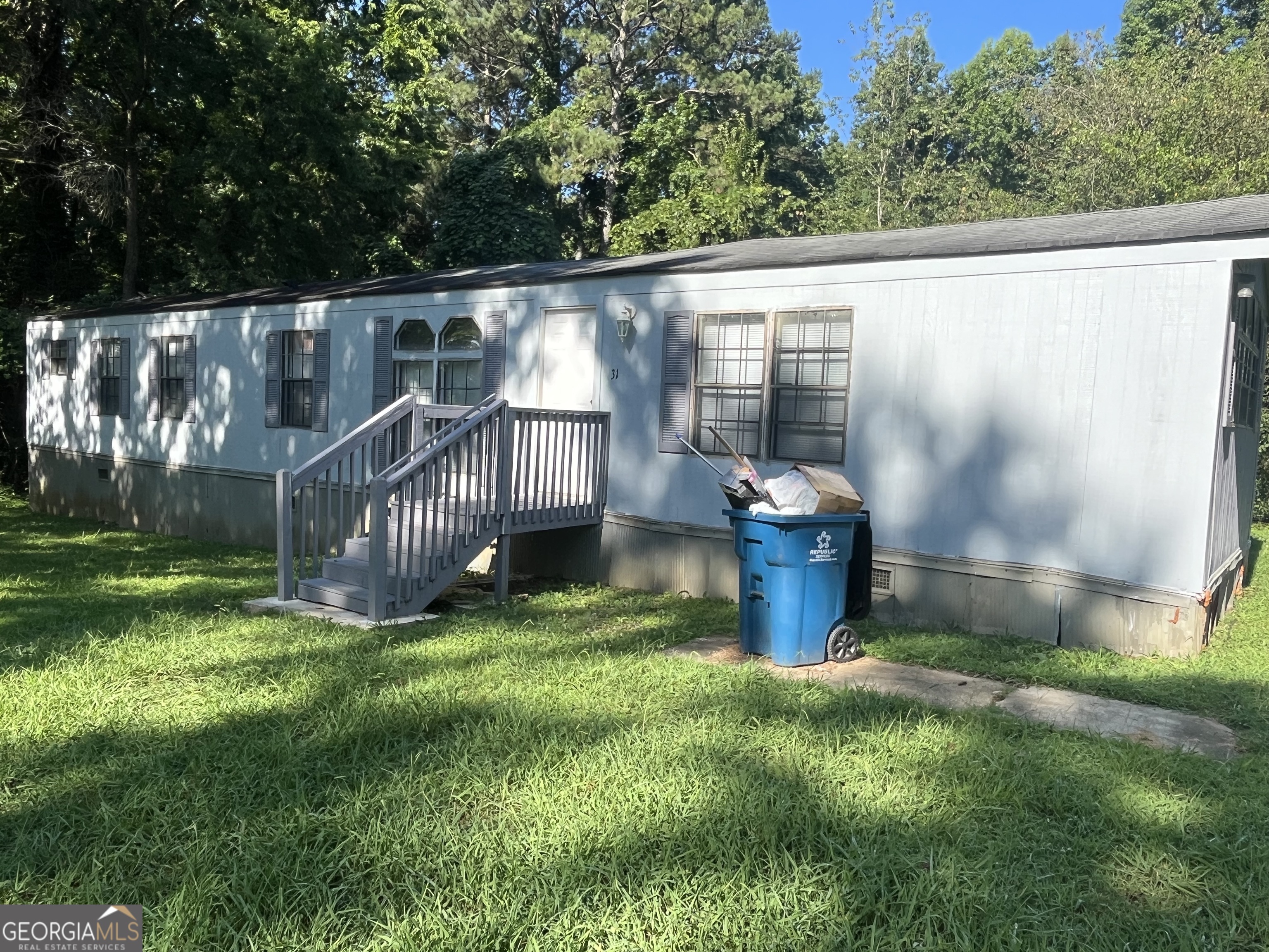 Great opportunity for a first-time buyer or a savvy investor. Single wide mobile home on flat lot. Your buyer will be pleased with the condition of the home. Open concept kitchen and living room. Will have survey completed for lot lines. Not on permanent foundation. Do not let your buyer miss this opportunity.