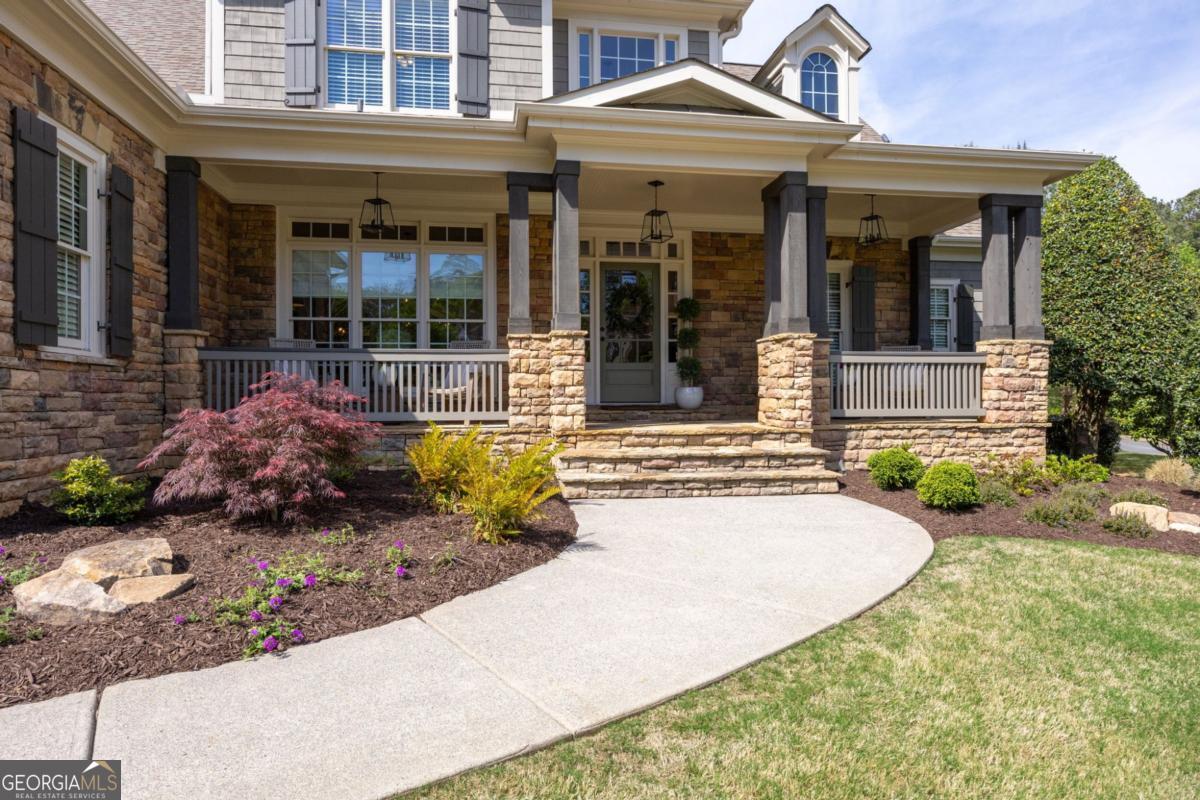 2327 Starr Lake DR NW