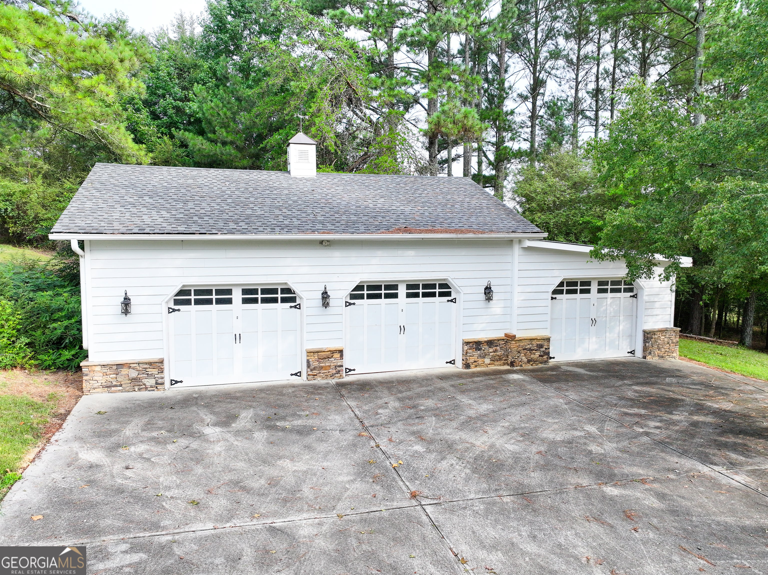 135 Evans RD NW