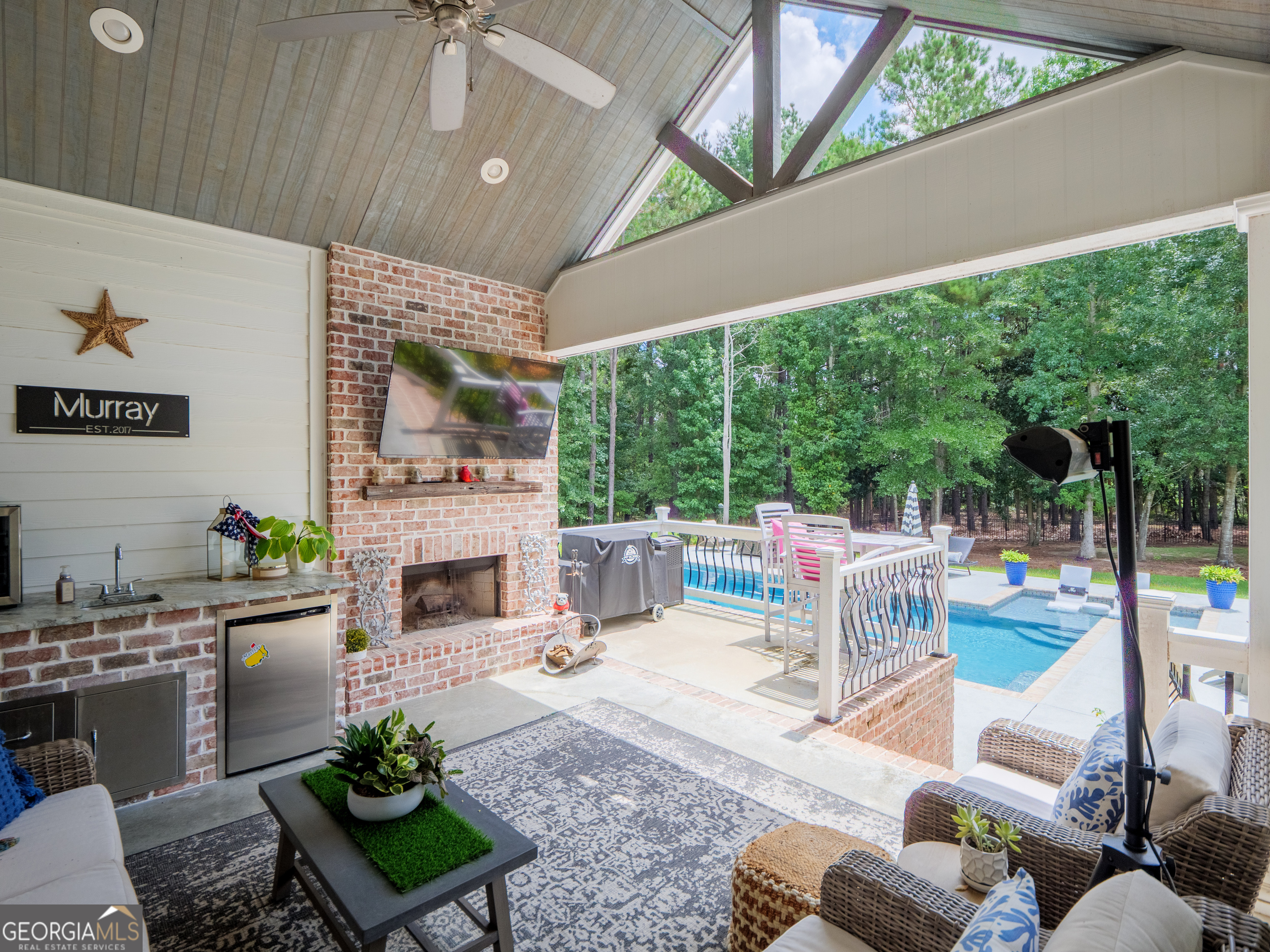 4128 Spring Branch CIR