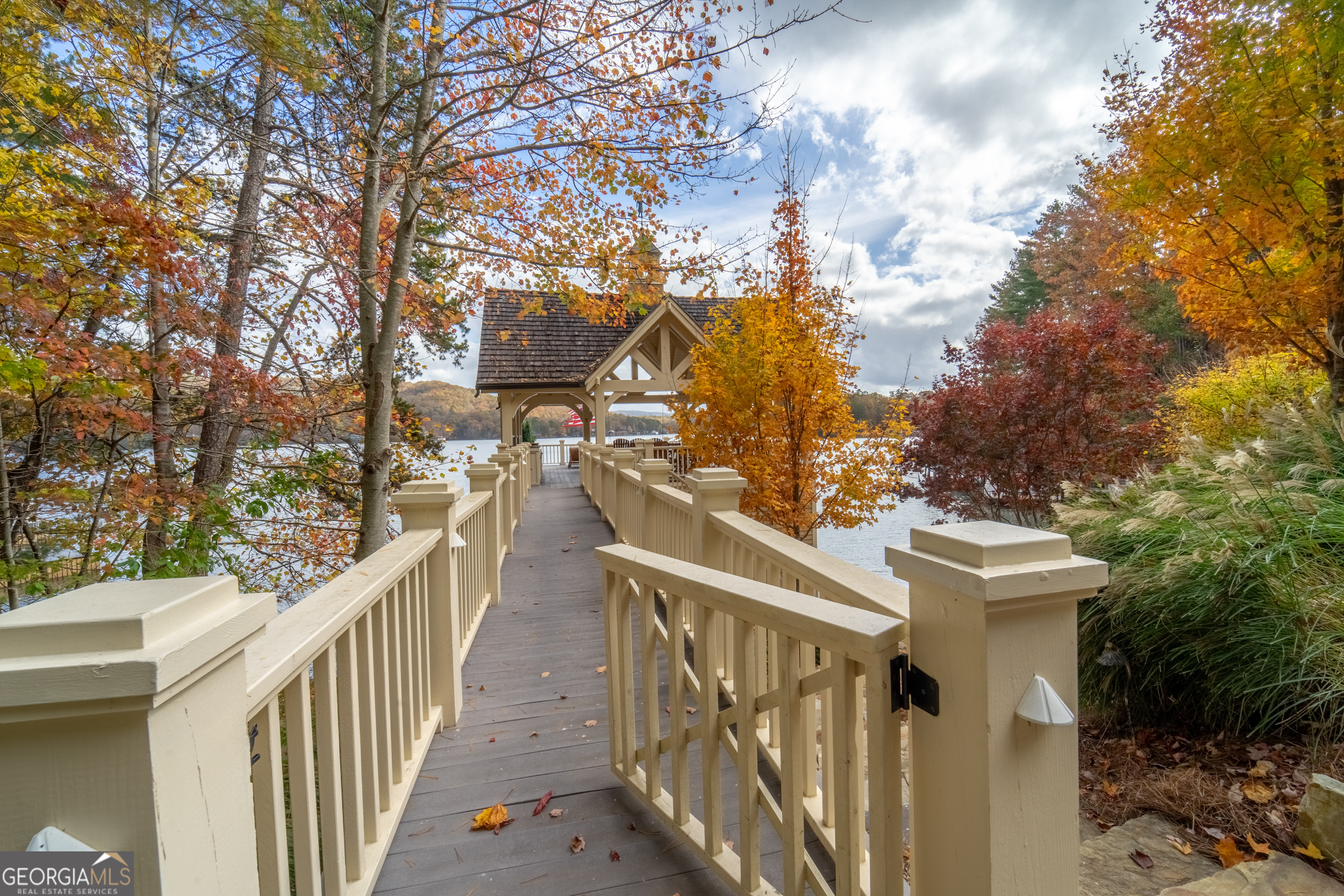 Lake Burton - Residential