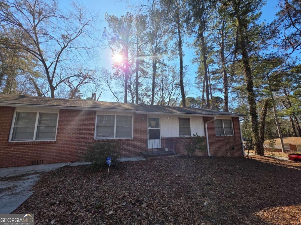 Photo of 3272 Kingston Road NW, Atlanta, GA 30318 (MLS # 10671386)