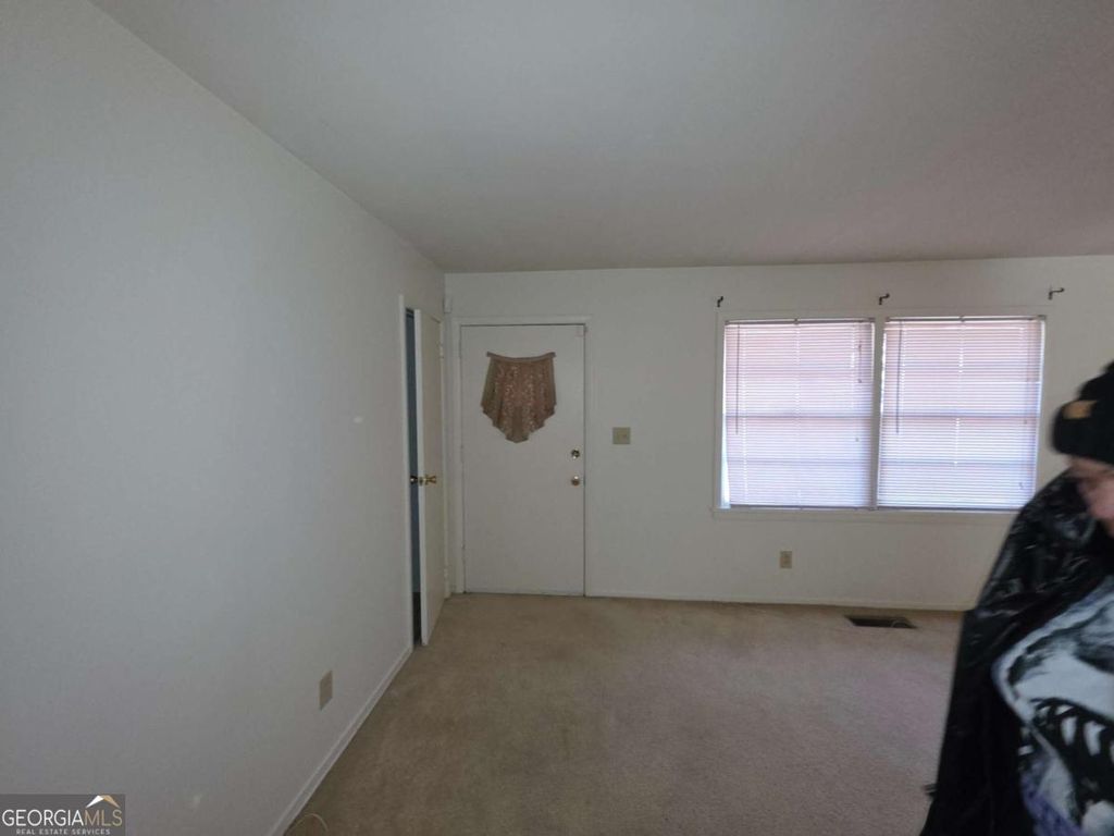 Photo of 3272 Kingston Road NW, Atlanta, GA 30318 (MLS # 10671386)