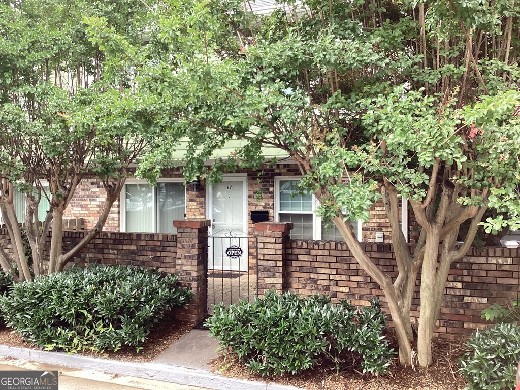 Photo of 3077 Adair Street #E7, Decatur, GA 30030 (MLS # 10765283)