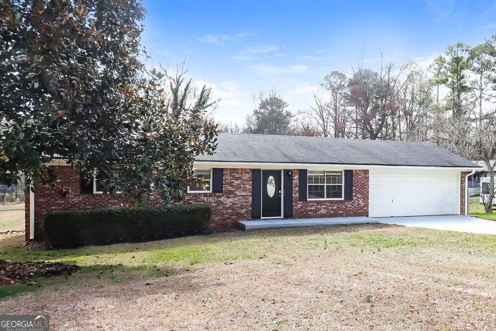 Photo of 2851 Britt Drive, Douglasville, GA 30135 (MLS # 10707358)