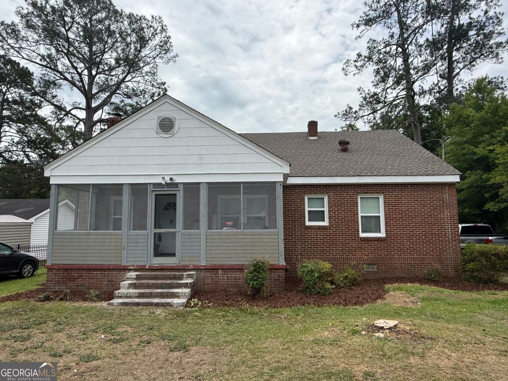 Photo of 225 Gordon Street, Thomson, GA 30824 (MLS # 10758637)