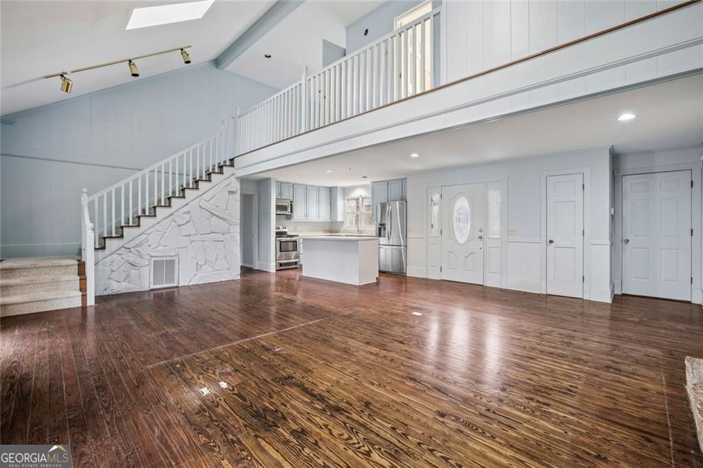 1200 Golf View LN