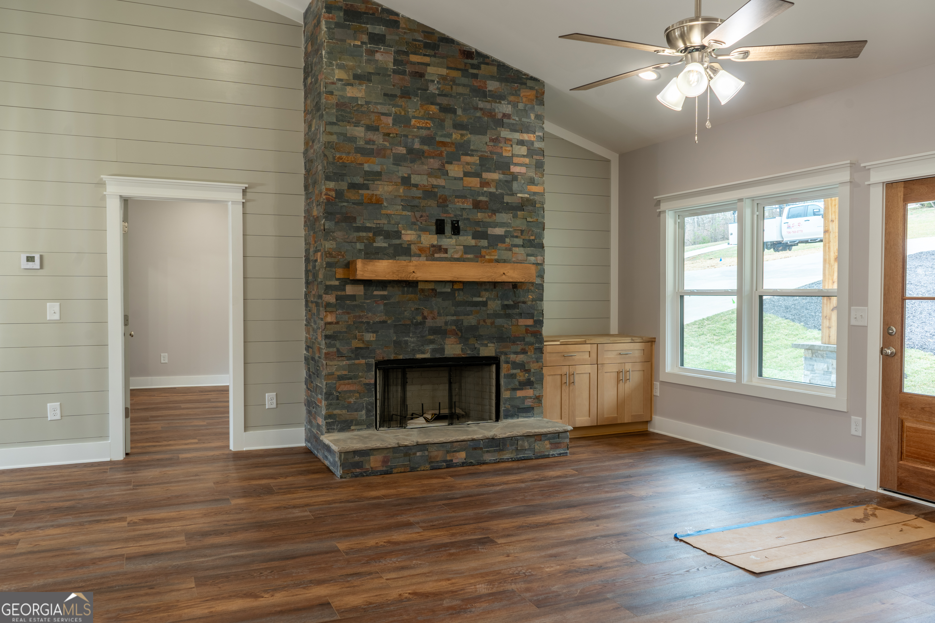 Cleveland, Georgia 30528, United States, 3 Bedrooms Bedrooms, ,2 BathroomsBathrooms,Residential,Active,6478