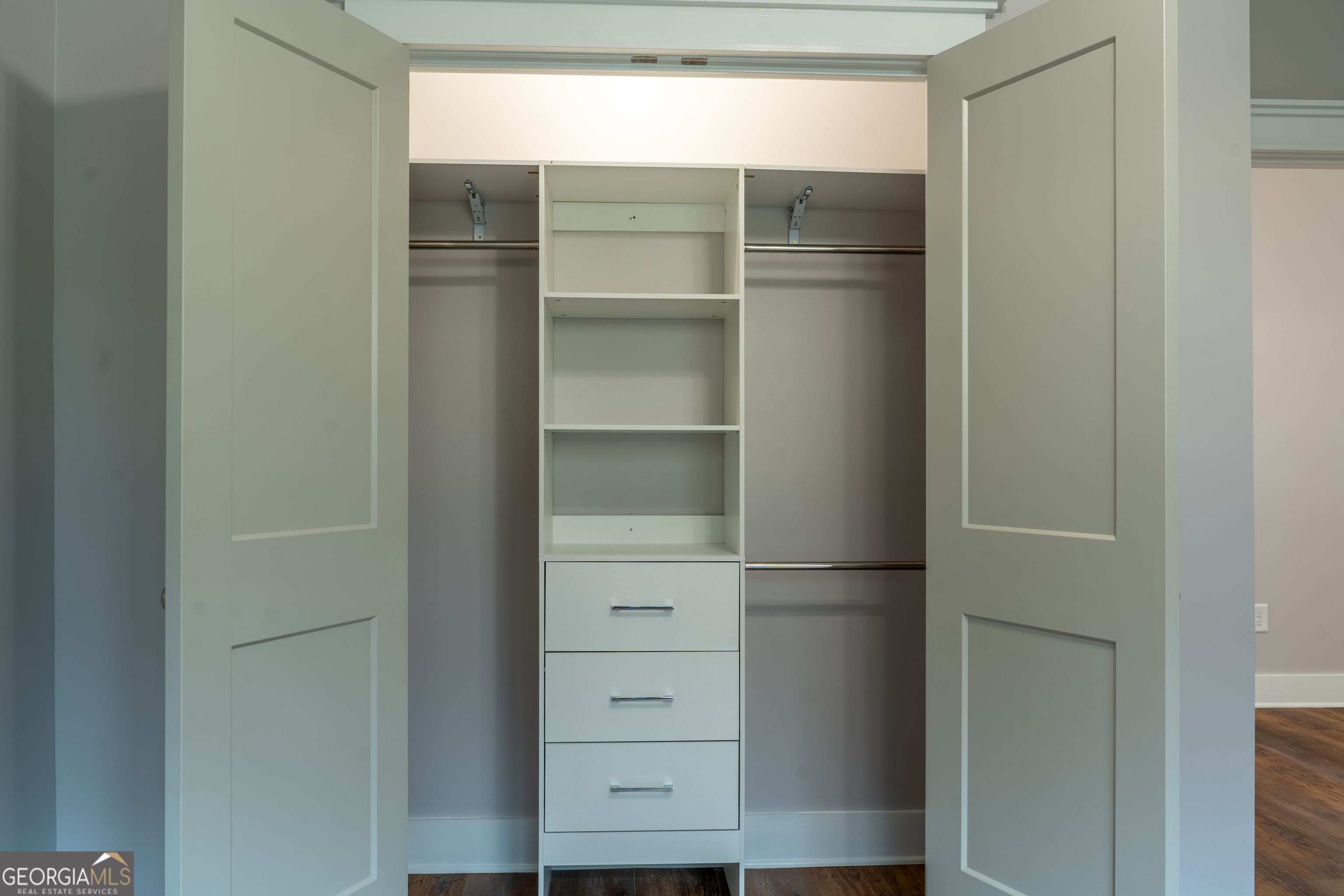 Cleveland, Georgia 30528, United States, 3 Bedrooms Bedrooms, ,2 BathroomsBathrooms,Residential,Active,6478