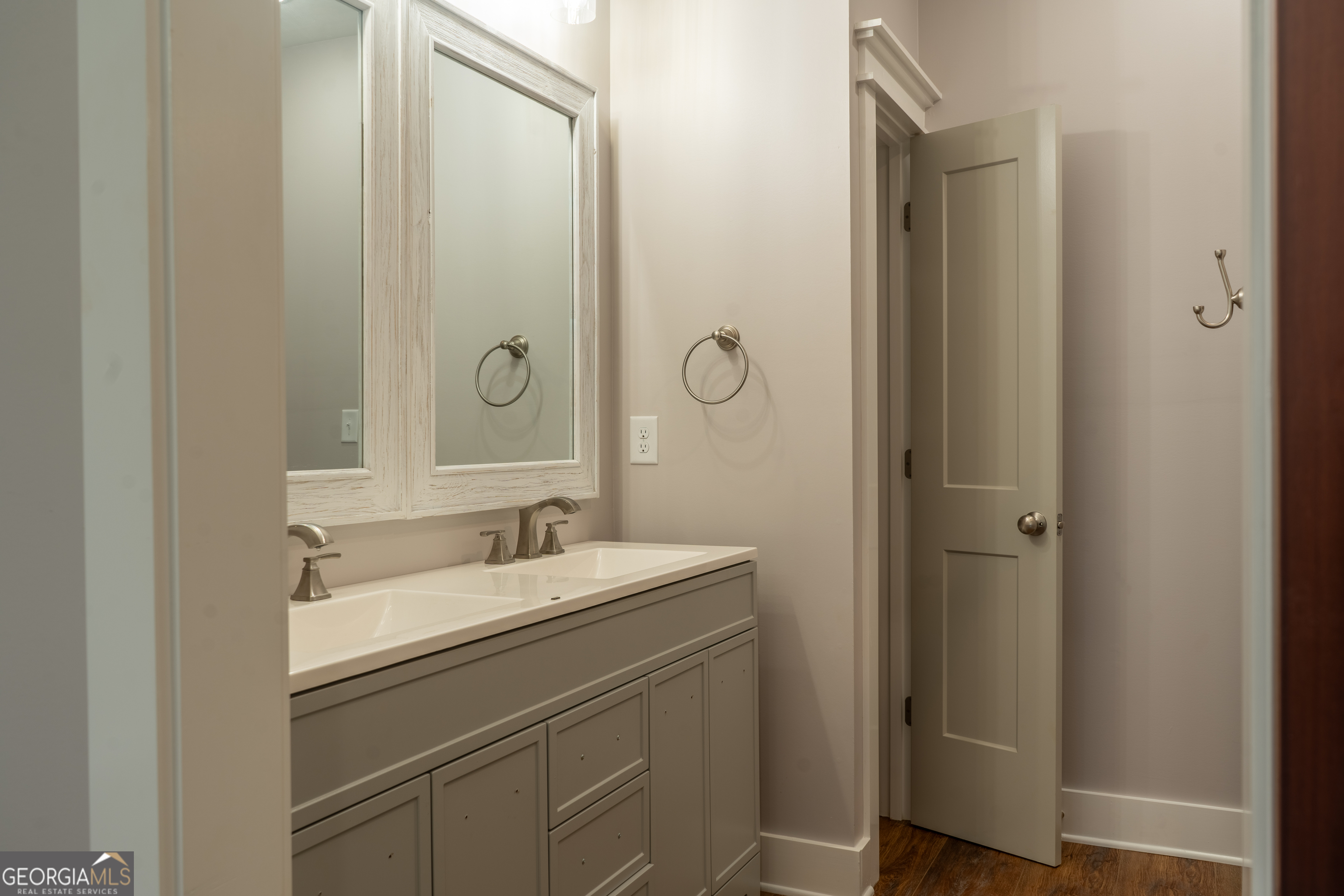 Cleveland, Georgia 30528, United States, 3 Bedrooms Bedrooms, ,2 BathroomsBathrooms,Residential,Active,6478