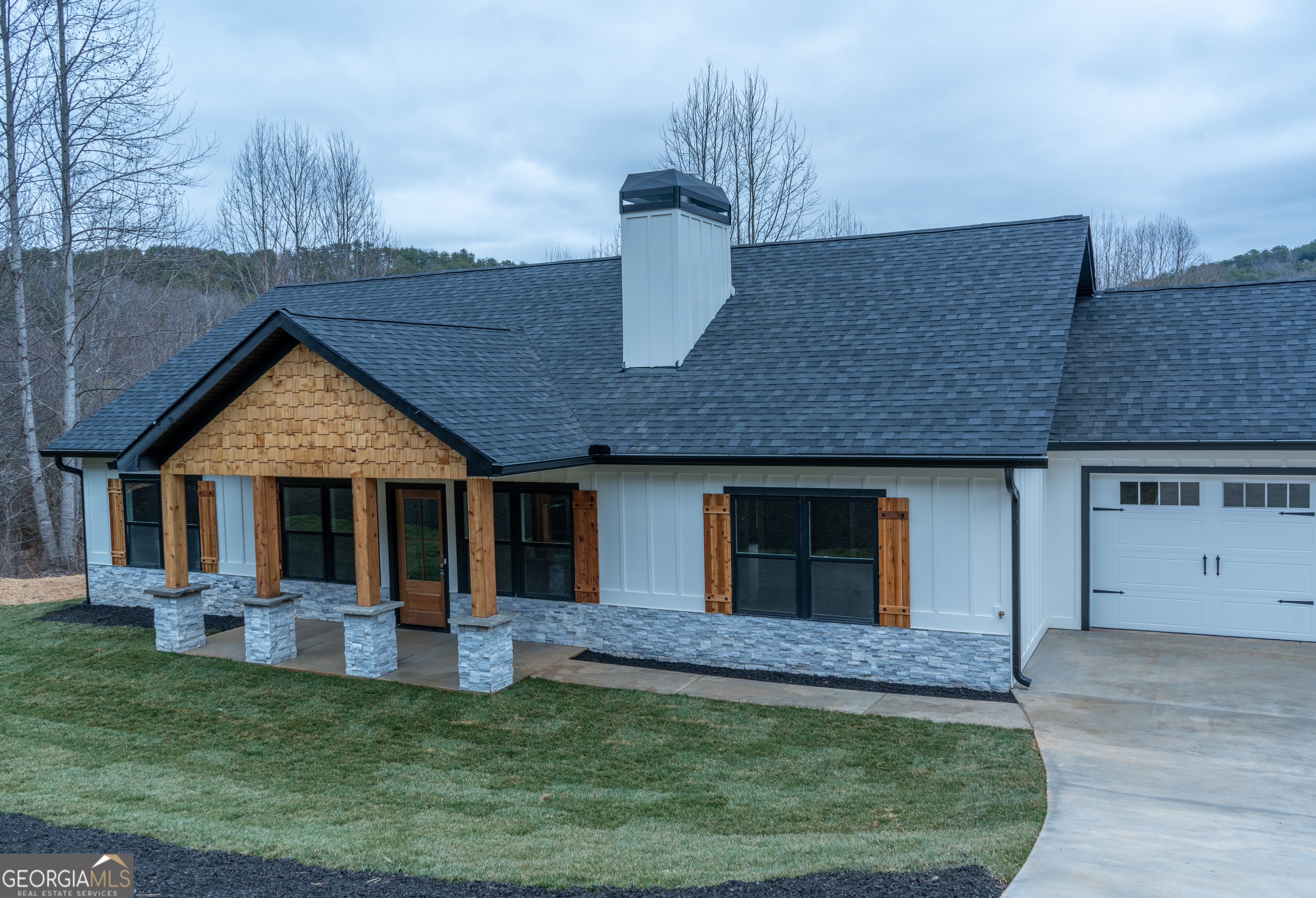 Cleveland, Georgia 30528, United States, 3 Bedrooms Bedrooms, ,2 BathroomsBathrooms,Residential,Active,6478