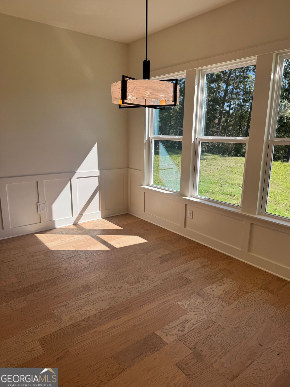 Gainesville, Georgia 30506, United States, 5 Bedrooms Bedrooms, ,5 BathroomsBathrooms,Residential,Active,219955