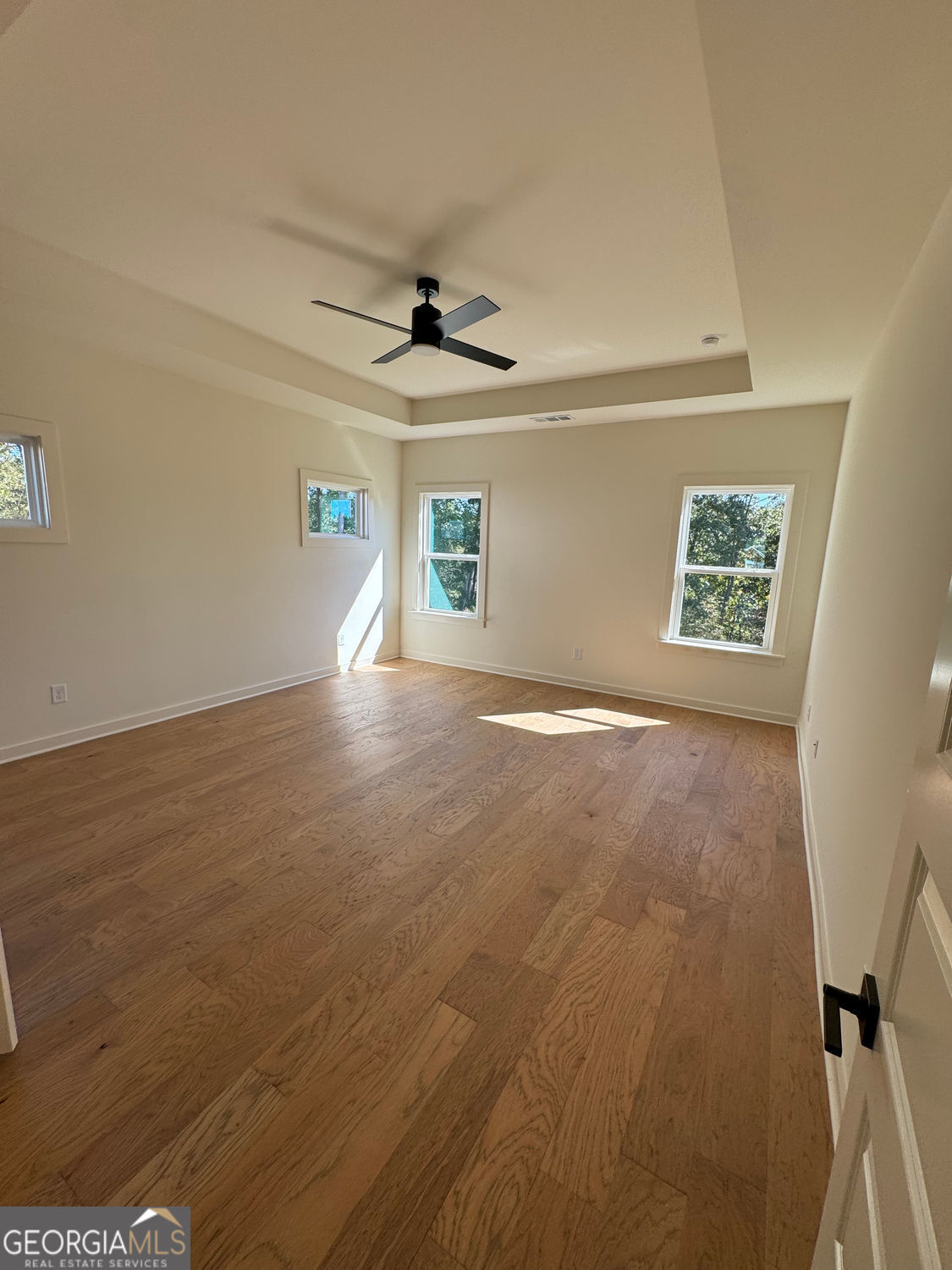 Gainesville, Georgia 30506, United States, 5 Bedrooms Bedrooms, ,5 BathroomsBathrooms,Residential,Active,219955